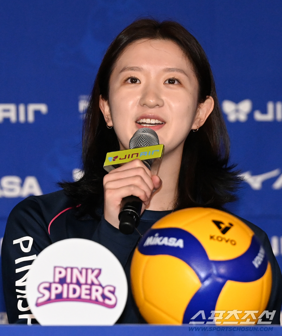 '김연경 은퇴' 흥국생명 자존심 상하네, '기업은행·도로공사' 2강 체제…