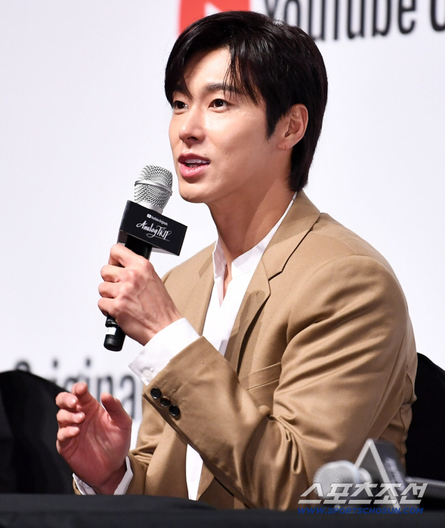 유노윤호, '레슨' 밈에 상처 "인생 철학 진지하게 풀었는데 바이럴 썼냐고"