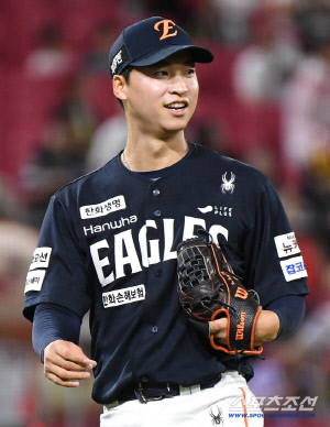 결국 큰 판에서 '78억 돈값'을 할 것인가...한화의 KS행 도전, 엄상백이 매우 중요한 이유