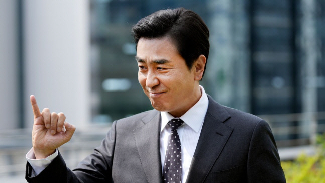 류승룡 ‘김 부장 이야기’로 또 한 번 인생 캐릭터 경신 예고
