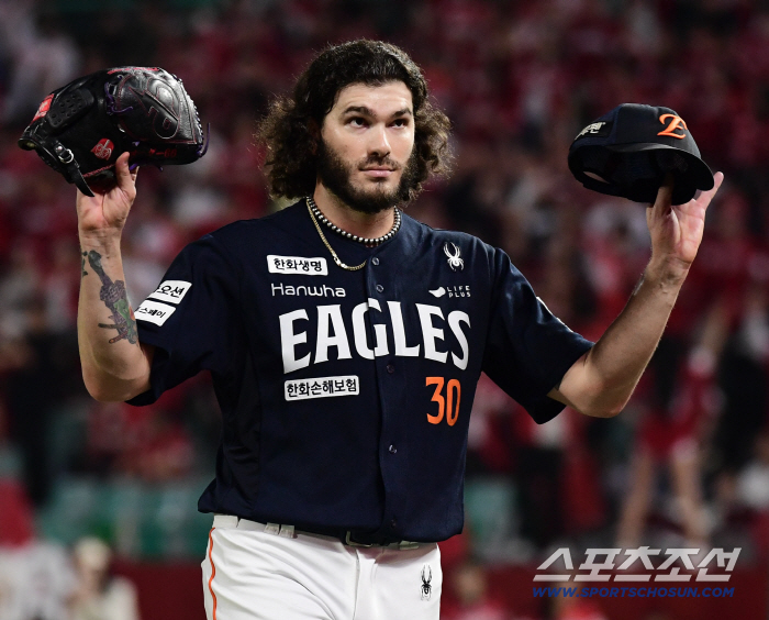 결국 폰세 공략은 '폰세'에게 달렸다? "KBO리그 최고 투수지만…"