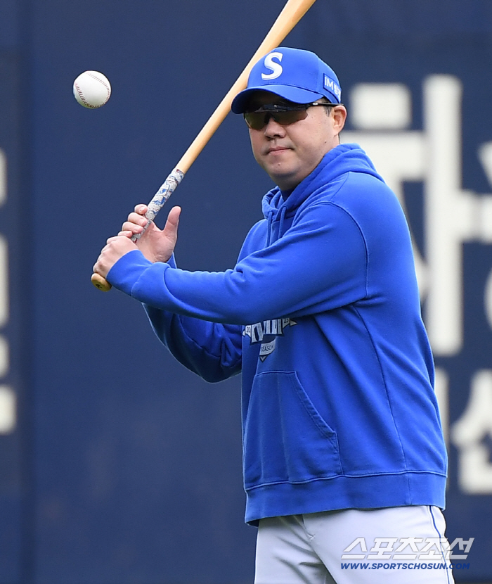 "어떻게 공략해야 하나요" 적장도 리스펙트..."폰세 KBO 최고 투수, 하지만..." [PO1 현장]