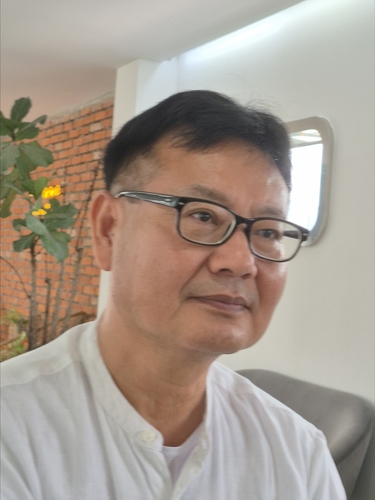 [삶] "분명히 여자인데 공적서류에 남자로 기록돼 있다니"
