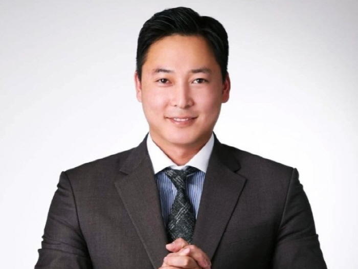 前 야구선수 출신 유튜버 조용훈, 라이브 중 추락사…"시청자가 신고"