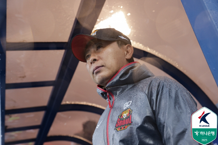 [현장인터뷰] 기성용 이슈에 담담한 김기동 "개의치 않아...기성용 주변…