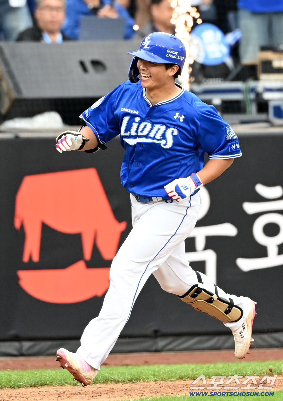 통산 4홈런 타자 제대로 일냈다…폰세 상대 몬스터월을 넘겼다고? 삼성 또…