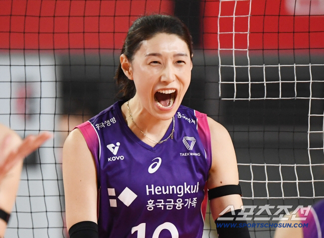 신인 감독 김연경? 日명장이 지켜본 가능성 "사실 선수로 더 보고싶지만……