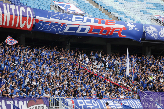 "흥행 질주는 계속된다" K리그 1+2부, 3년 연속 유료관중 300만명 돌파