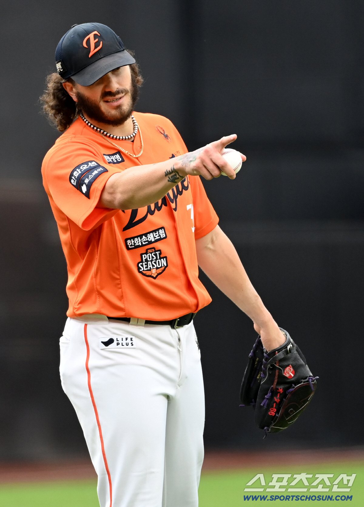 '폰세 원맨팀' 주홍글씨 지웠다! → 폰세, 너는 혼자가 아니다. '팀 …