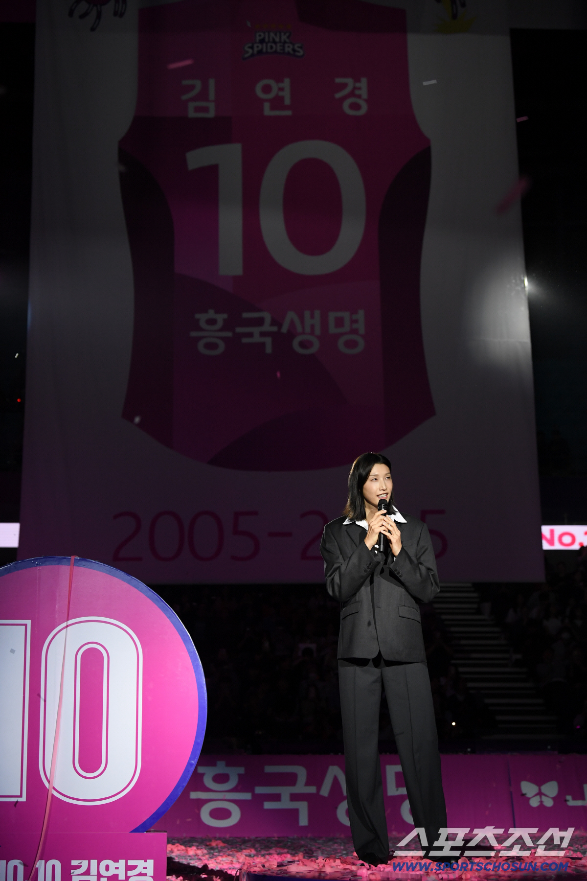 [포토] 영구결번 김연경 '이제는 굿바이'