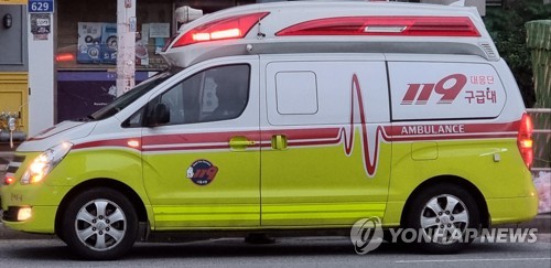 인천 산곡동 교차로서 승용차에 행인 치여 사망