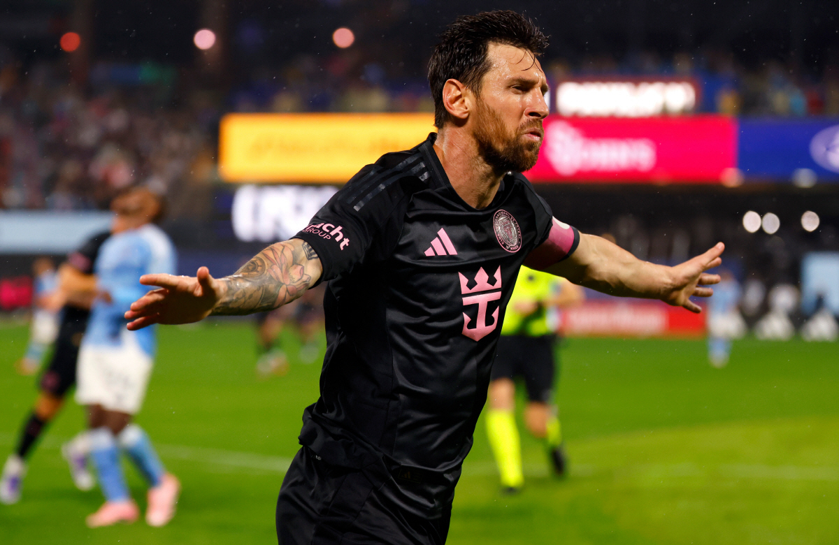'손흥민이 돕는 부앙가? 난 GOAT야' MLS 득점왕 경쟁 사실상 종료…