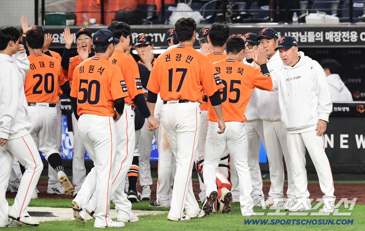 '기선제압' 76.5% 잡았다…"분위기 좋으니까" 라인업 그대로 간다