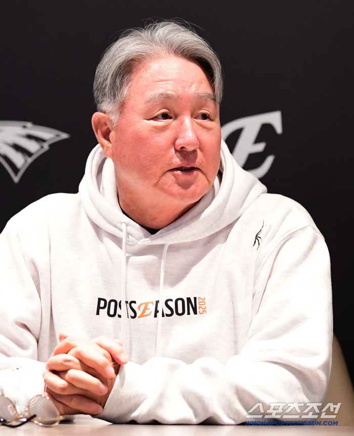 김서현 마무리 교체하나...김경문 감독 "불펜 운용법, 다 얘기 못해. 문동주는 몸 괜찮으면 대기" [PO2 현장]