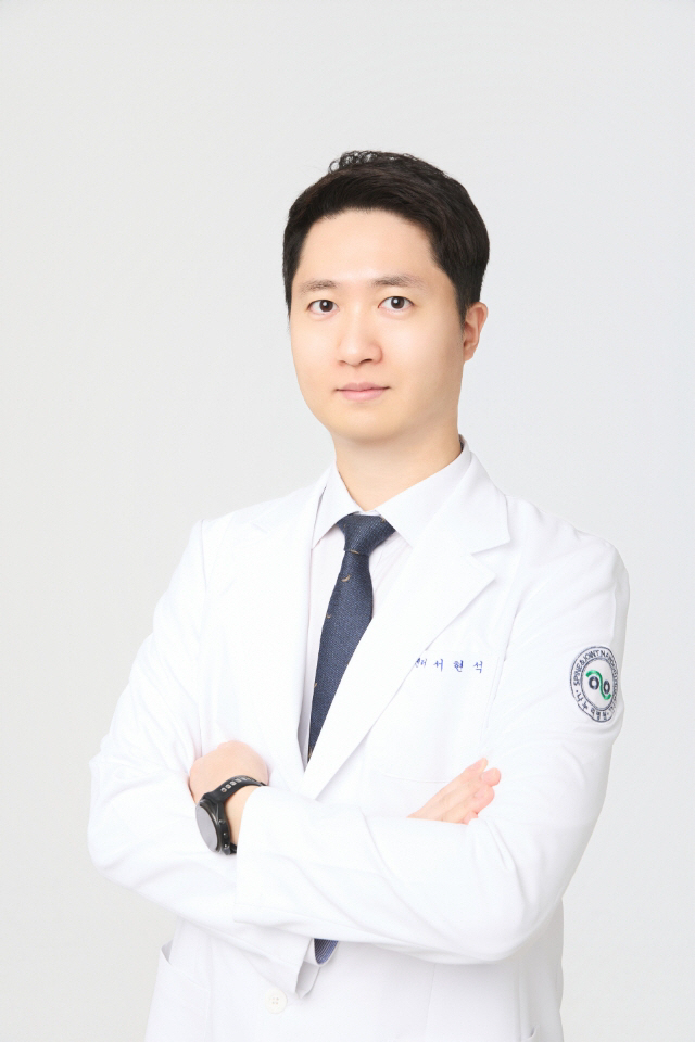 테니스 안 해도 생기는 '테니스엘보', 단순 근육통으로 오인