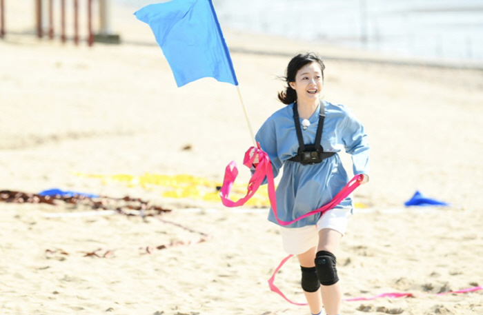 전소민, 하차했던 '런닝맨' 복귀..'활동 중단' 지예은 빈자리 채운다