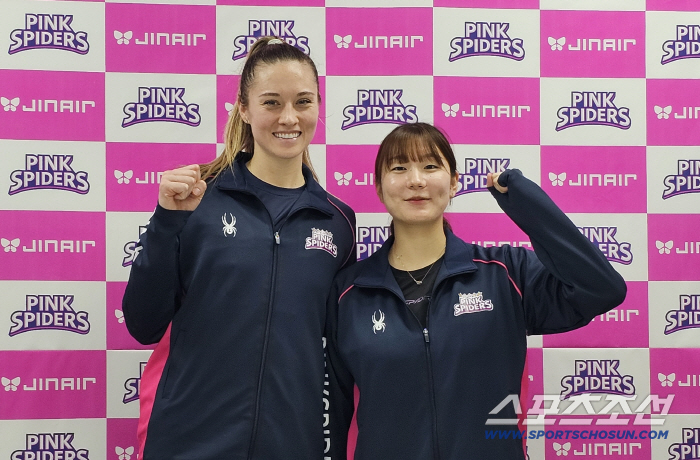 퇴출 외인→김연경 대신할 에이스 변신! 4년만에 확 달라진 '파워풀' 레베카 