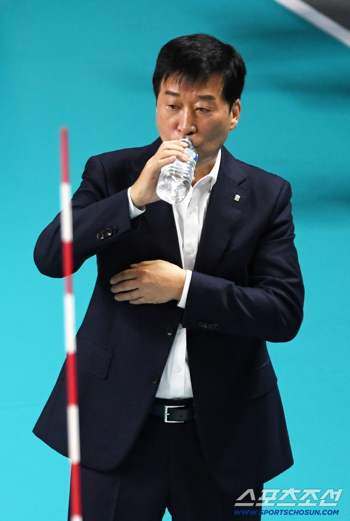'우승 후보의 예상외의 패배' 감독은 변명없었다. "잘된게 없었다. 잘 …