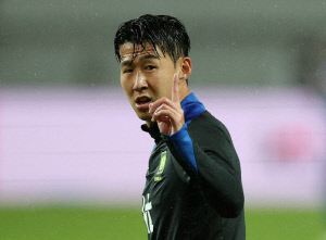 '대기록 제조기' 손흥민! 500호골로 골 감각 최고조→메시·뮐러 꺾고, 이제는 MLS 우승만 남았다