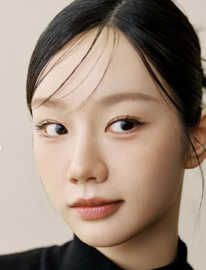 혜리 욕받이 사진 삭제…W코리아, 유방암 기싸움 꼼수ing→권민아 저격[SC이슈]