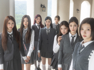 에프엑스·엑소→하츠투하츠…최고 신인 컴백, SM 교복 불패 신화 이을까