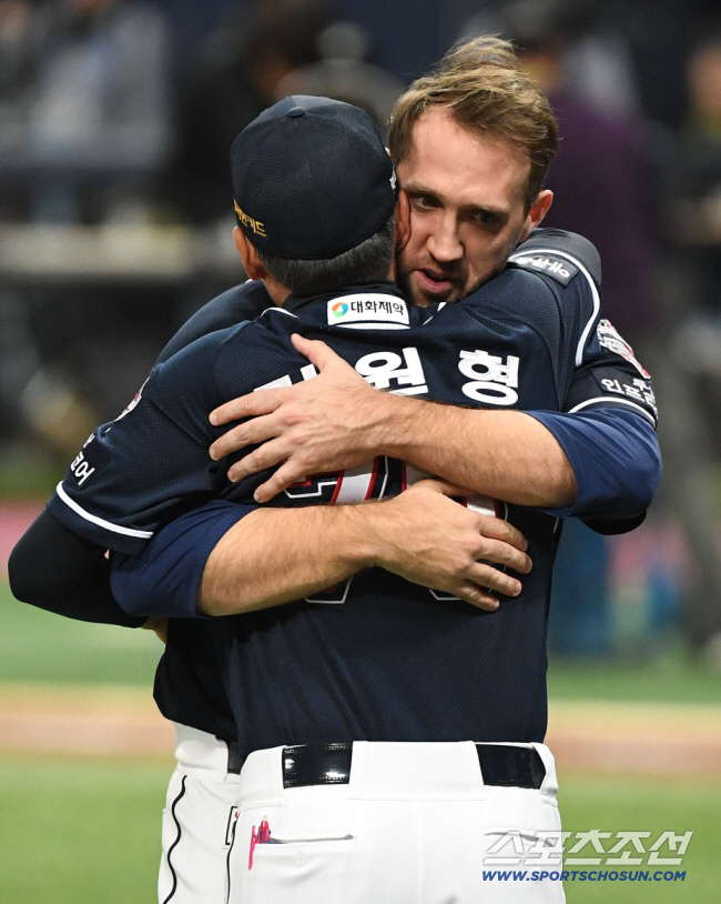 [직격인터뷰] 김원형 두산 감독, 벌써 마캠 지옥훈련 예고! → "강점 희석.. 수비 약점 많아"