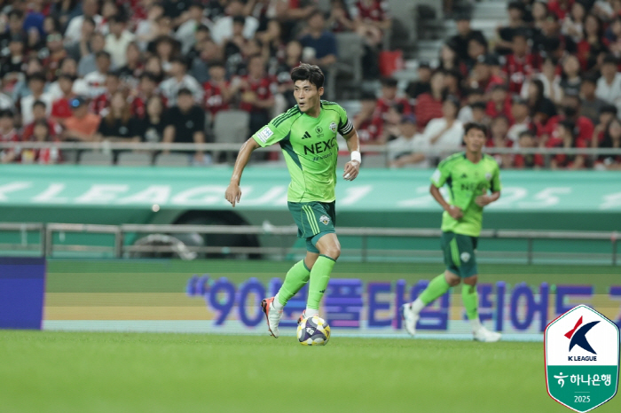 우승팀 나왔다! 이제 남은 것은 MVP 경쟁...박진섭-전진우 '전북 집…