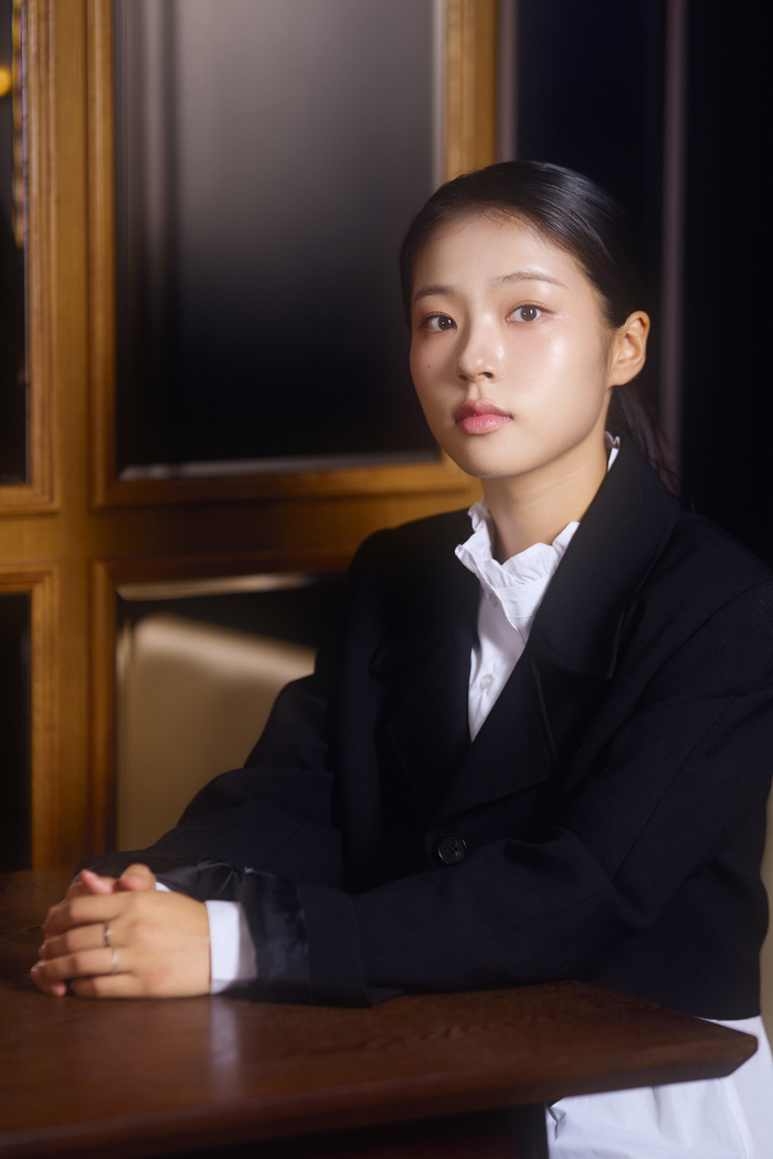 [인터뷰②] '세계의 주인' 서수빈 "스크린 데뷔작부터 키스신, 야한 거에 꽂혀서 레퍼런스 찾아"