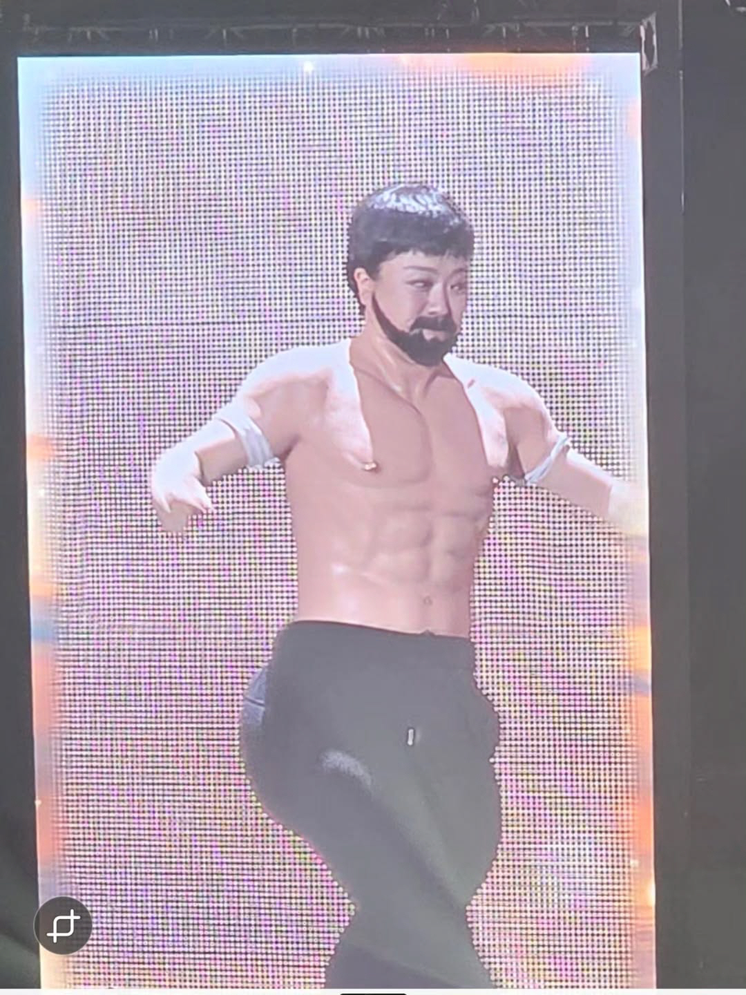 김숙·송은이 맞나? 비키니 '근육' 몸매 자랑 "충격이 가시질 않는다"