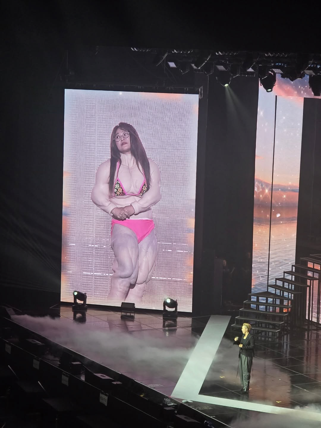 김숙·송은이 맞나? 비키니 '근육' 몸매 자랑 "충격이 가시질 않는다"