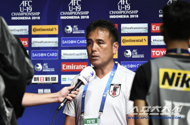 [오피셜]"기내 아동포르노 시청" 일본 망신시킨 JFA 기술위원장 해임→…