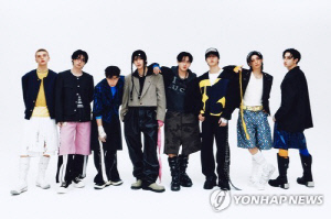 스트레이 키즈, 내달 신보 '두 잇'으로 3개월만 컴백