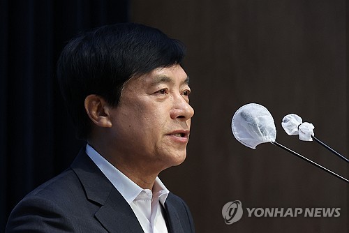 이성윤 "성 비위·뇌물수수 판사에게 재판 맡길 수 있나"