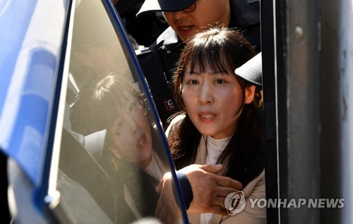 '친부 살해 무기수' 김신혜 재심사건, 증거적법성 공방