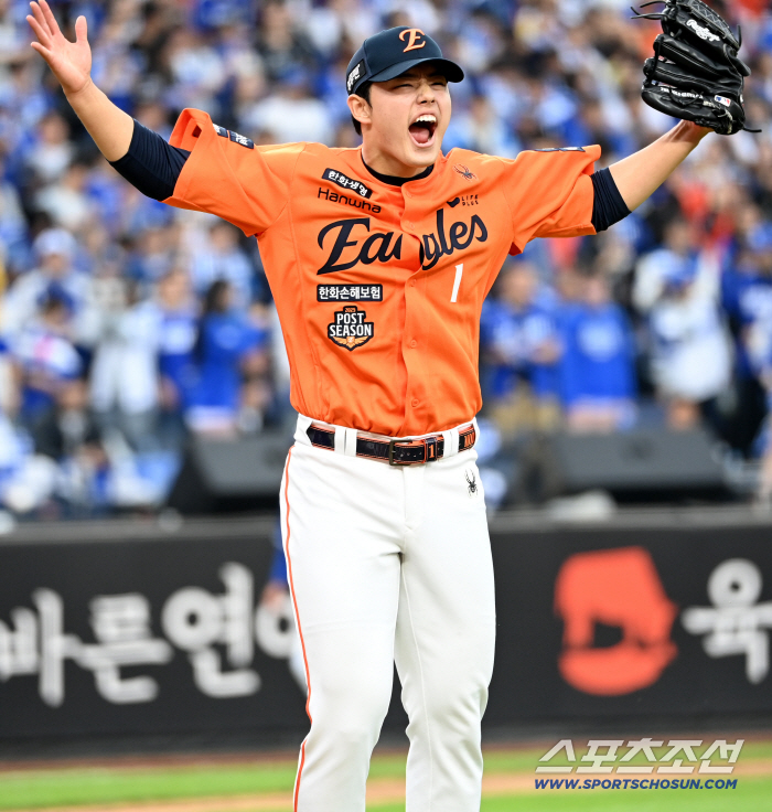 '최고의 삼성' 킬러가 있는데…3전승? 162㎞ 압도? 문동주 활용법에 시리즈가 달렸다