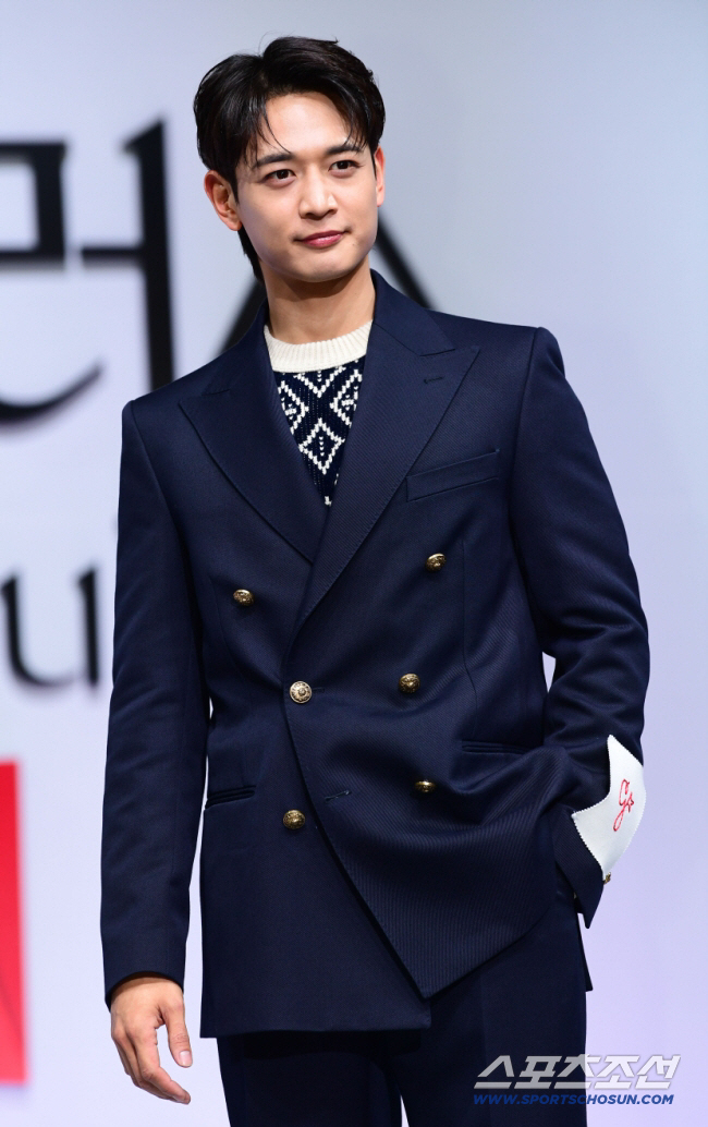 [단독]샤이니 민호, 4번째 '가요대제전' MC…보이그룹 최다기록