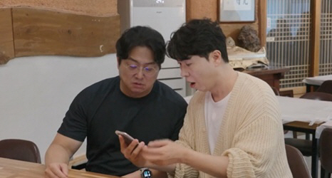 '정자수 0' 남편과 18년만에 늦둥이 임신한 아내…'친자 검사' 현장 …