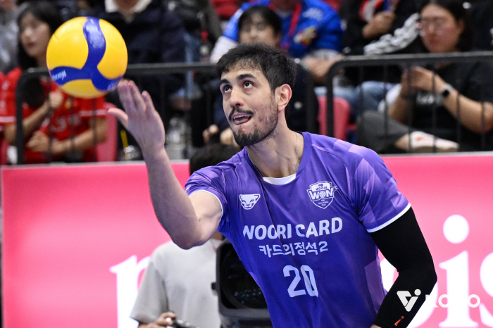 "韓 생활 대만족"…베일 벗은 브라질 거포, 리그 판도 뒤흔들까