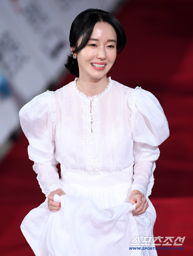 '194억 건물주' 이정현, ♥의사 남편과 꾸준한 봉사활동…"400인분 …