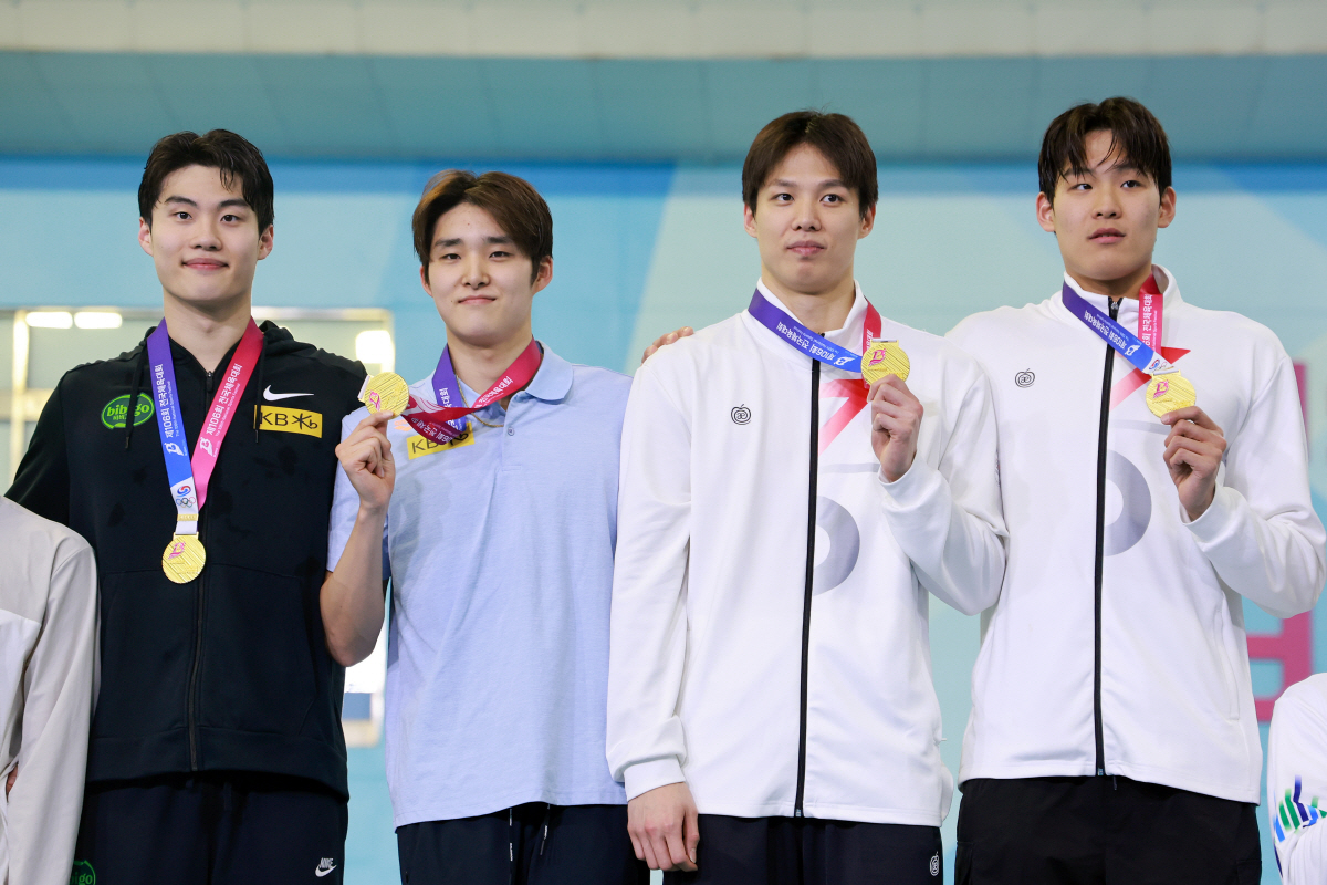 '4경기X1亞신기록X2한신→4관왕' 美친 황선우"큰 자신감과 용기,메이저…