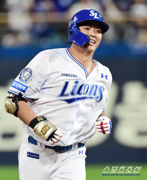 폰세 울렸던 '미친 선수', 이번에는 류현진까지 무너트렸다…PS 2호 대포 폭발