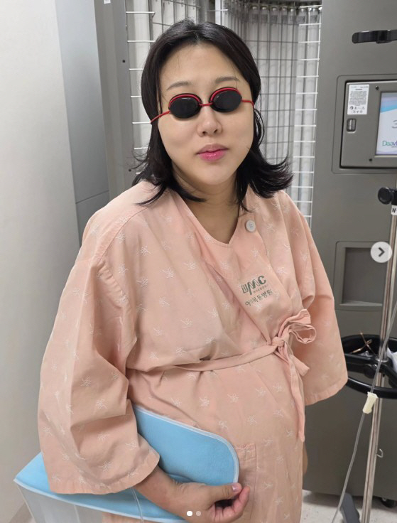 '쌍둥이 출산' 임라라, 심각한 몸상태 전했다..."사진은 웃긴데 현실은…