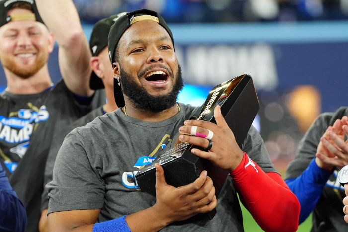 도박사들은 "LAD 우승한다"는데, 통계는 TOR 편...오타니 토론토전 타율 0.538  '천적', 로저스센터 '야유' 견뎌낼까