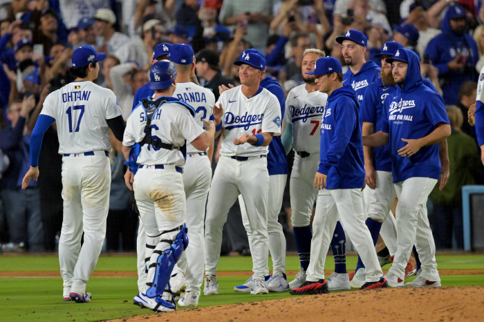 수천억 쉽게 쓰는 다저스가 야구를 망친다고? 울분에 찬 한마디 "진짜 망쳐볼까"