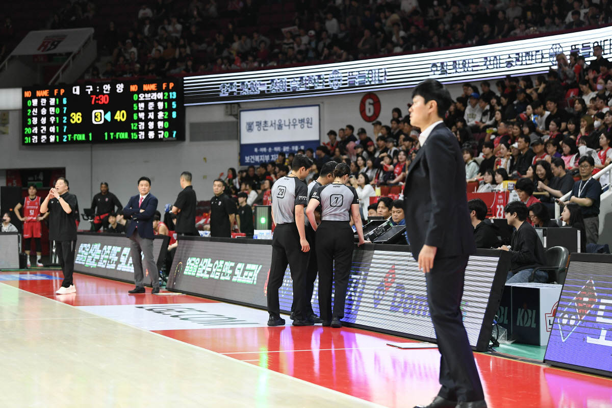 6일 정관장-한국가스공사전 코치챌린지. 사진제공=KBL