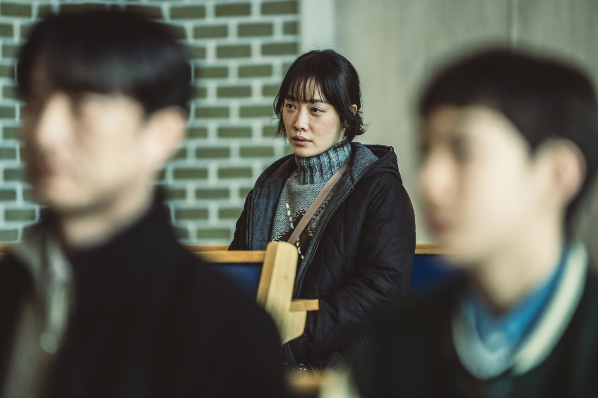 '구원자' 김히어라, 학폭 논란 이후 스크린 복귀…"연기에 더 절실해지고…