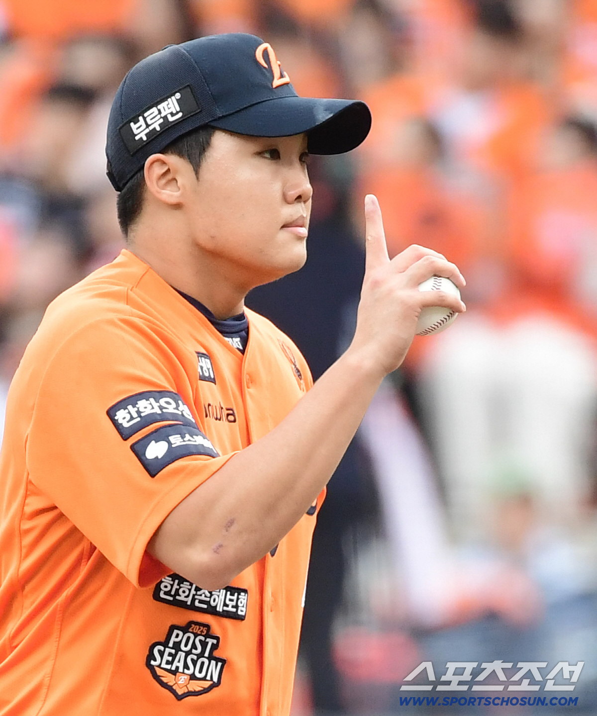 김경문 감독의 믿음 "정우주, 어리지만 담대하다. 믿고 기용한다" [PO…