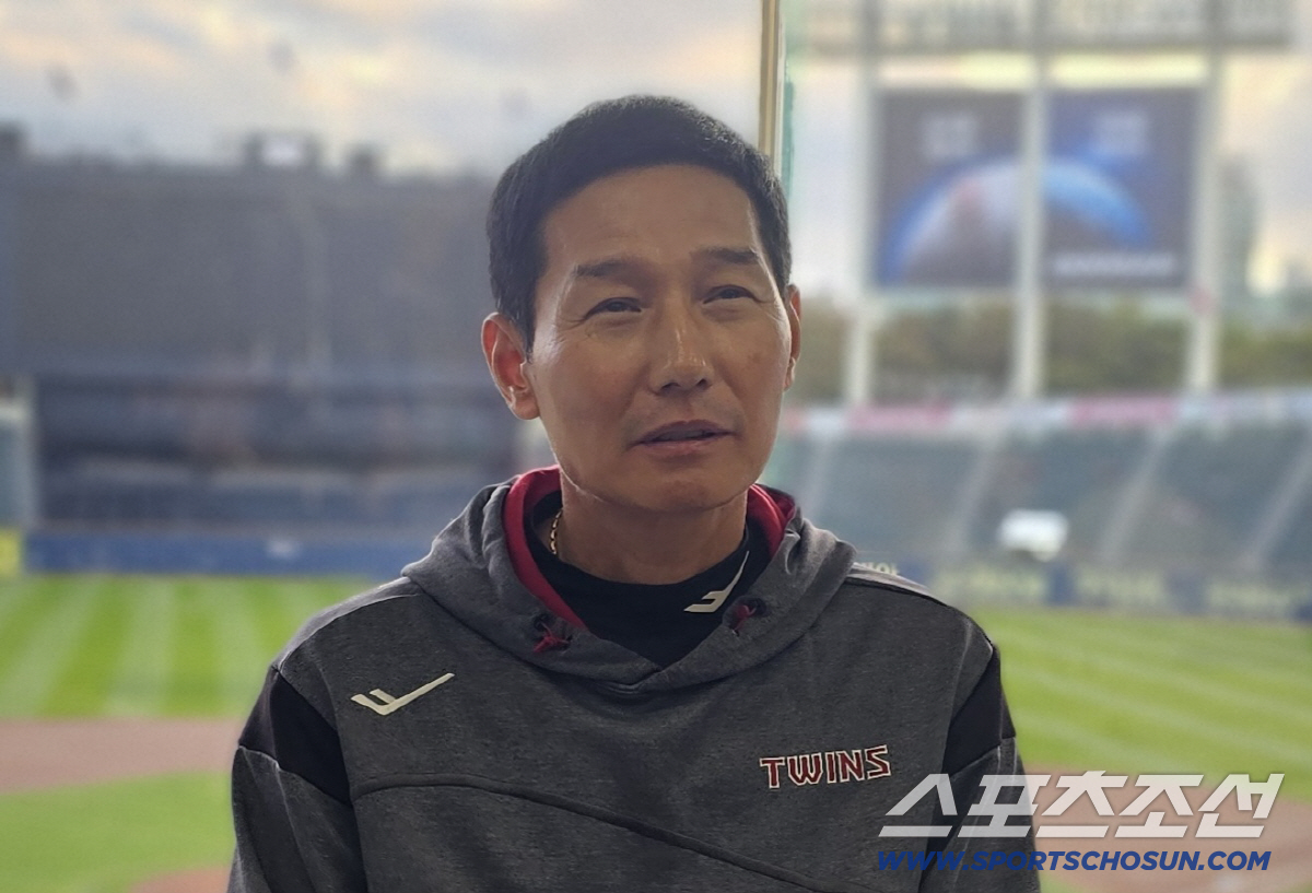 "우리 야구, 선발야구가 돼야 우승" PO 외국인 투수 부진? 염갈량은 …
