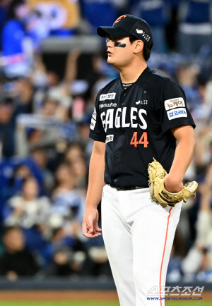 이 무슨 운명의 장난인가...김서현 또 무너졌다, 김영웅에게 치명적 스리런포 헌납 [PO4 현장]