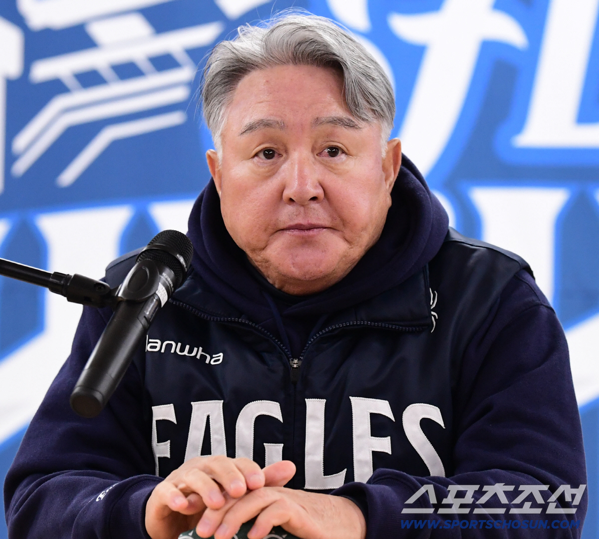 김경문 감독의 뚝심 선언 "5차전 세이브 상황 오면, 김서현이 마무리로 …